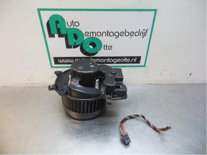 Moteur de ventilation chauffage d'un Mercedes C-Klasse (C-Kl, 3 mois de garantie, Utilisé, -, -