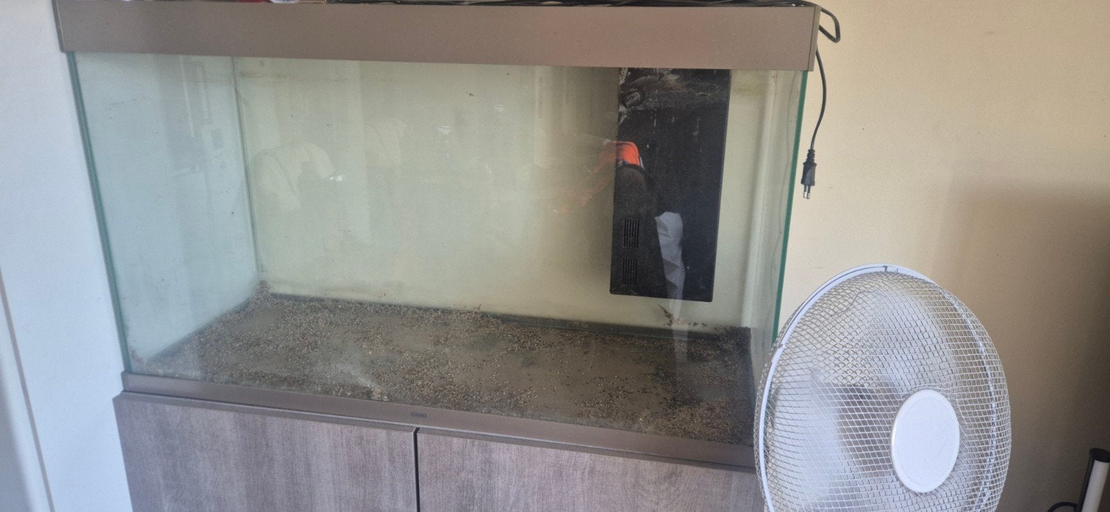 Aquarium 120litre + meuble 120 euro, Enlèvement