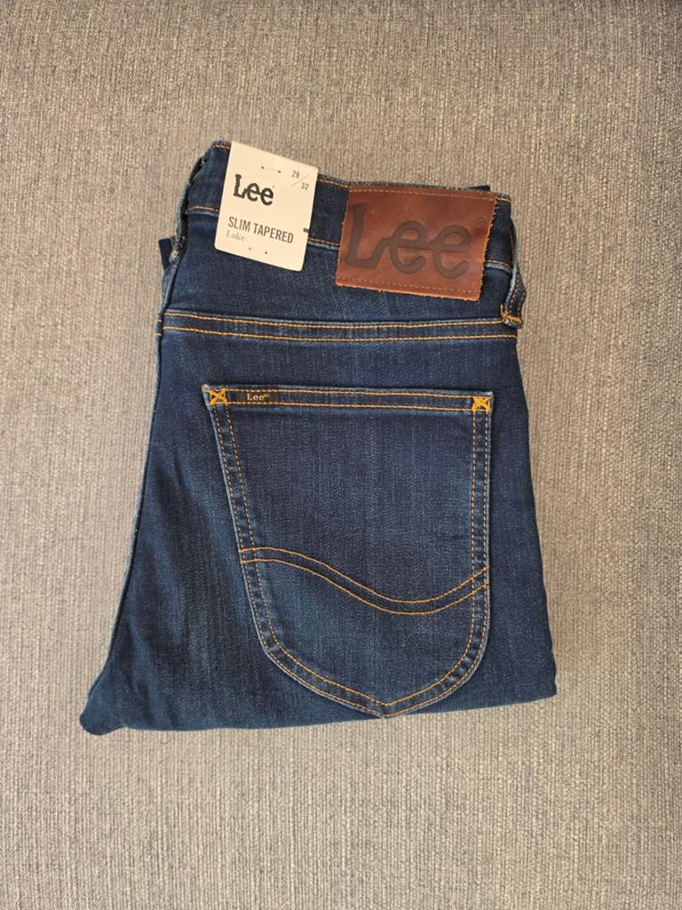 Lee SLIM TAPERED Luke 28×32 NIEUW, Ophalen