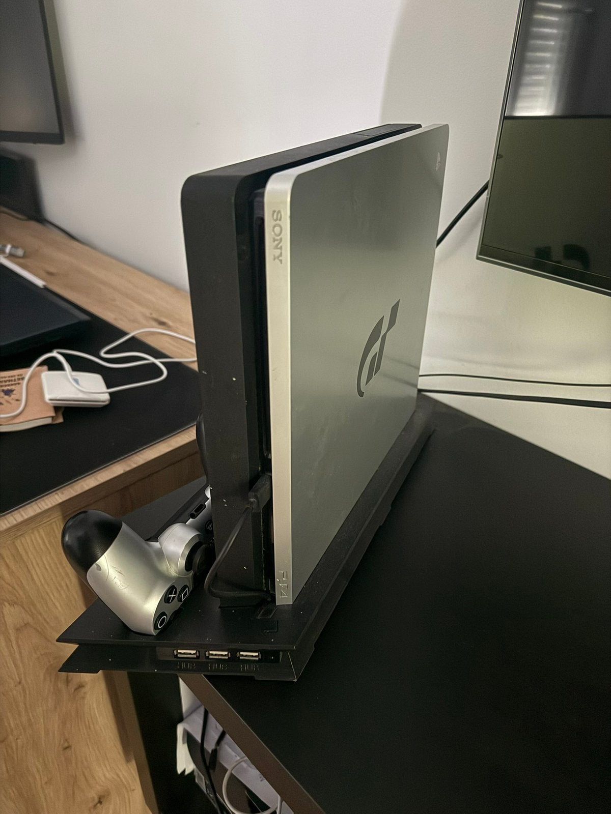 PlayStation 4 slim 1 TB ,games , controller, koelingstand, Avec 1 manette, Comme neuf, Enlèvement, 1 TB
