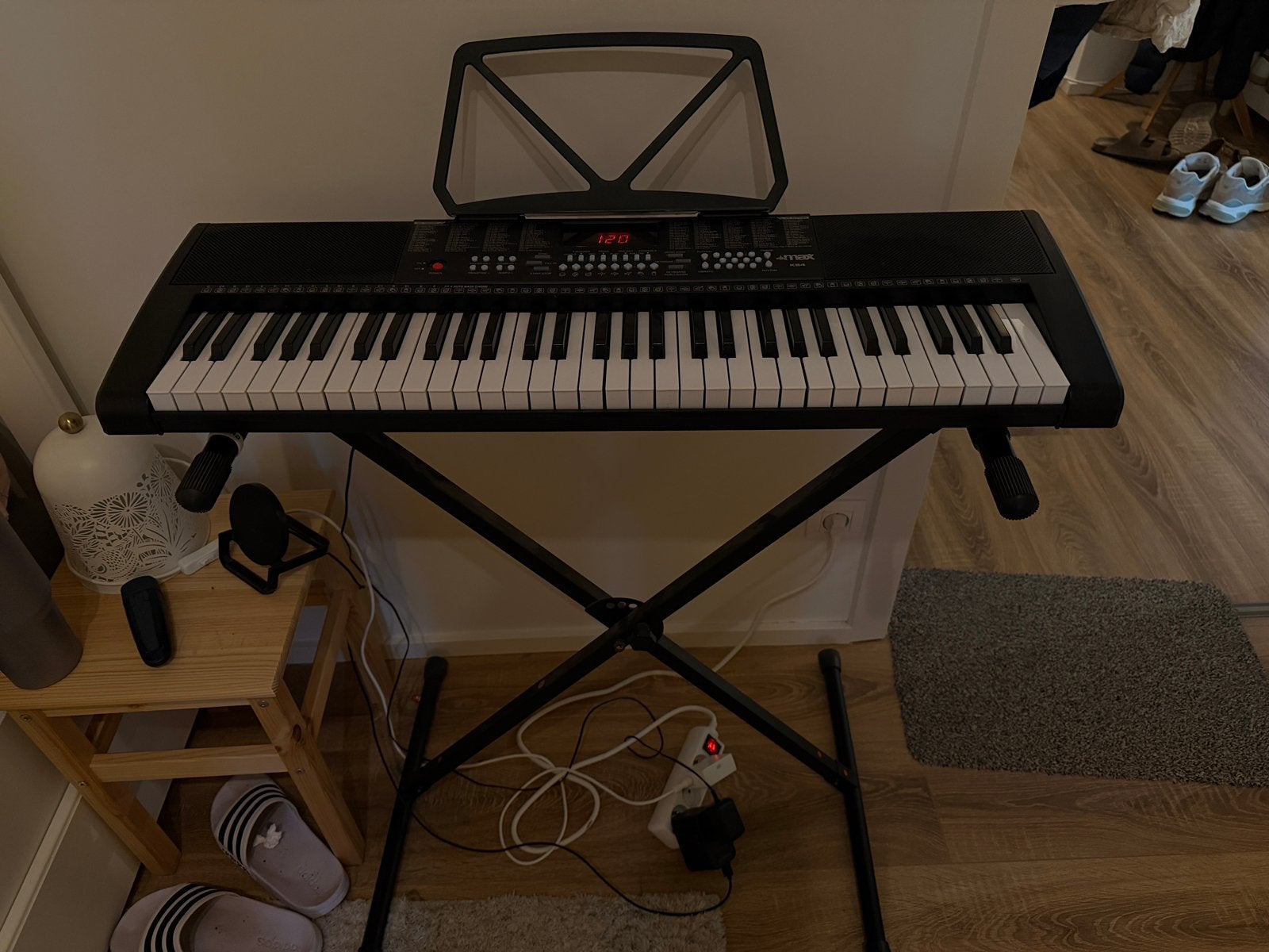 Synthetiseur Max KB4, Muziek en Instrumenten, Keyboards, Met standaard, Ophalen, Overige merken, 61 toetsen