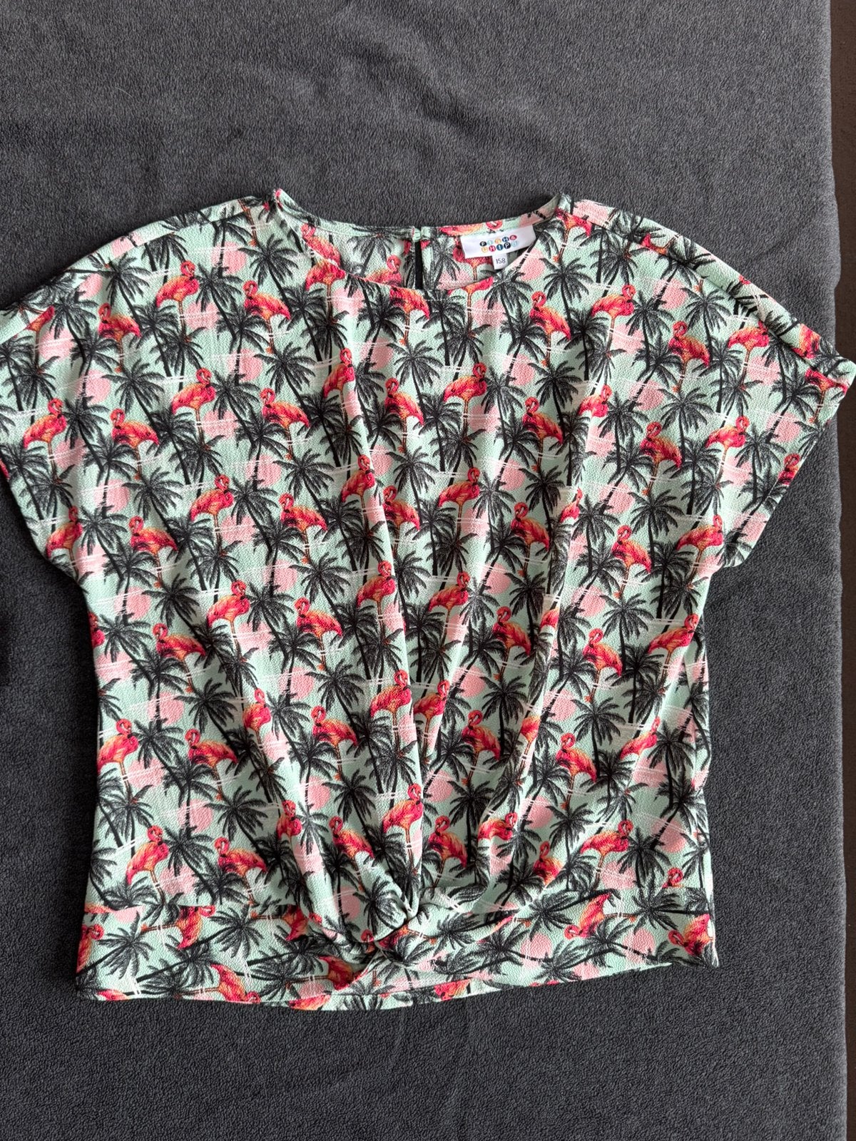 Bloesje flamingo/palmbomen maat 158, Kinderen en Baby's, Kinderkleding | Maat 158, Ophalen, Gebruikt, Meisje, Shirt of Longsleeve