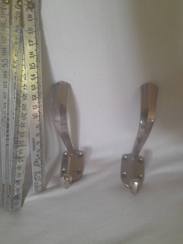 Stevige haken, Ophalen
