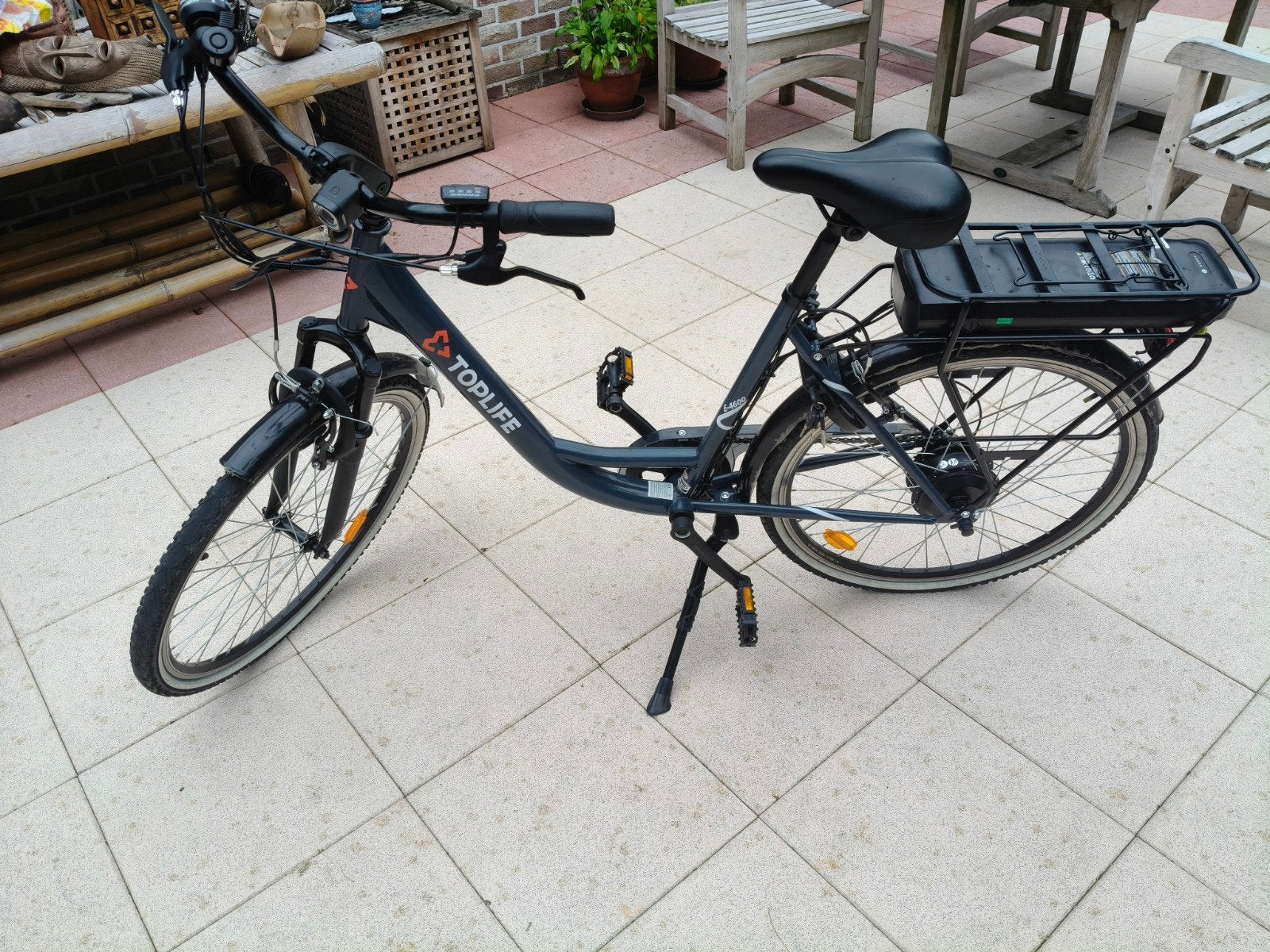 Nouveau vélo électrique de 26 pouces avec moteur à roue arri, Vélos & Vélomoteurs, Enlèvement, Neuf, 50 km par batterie ou plus
