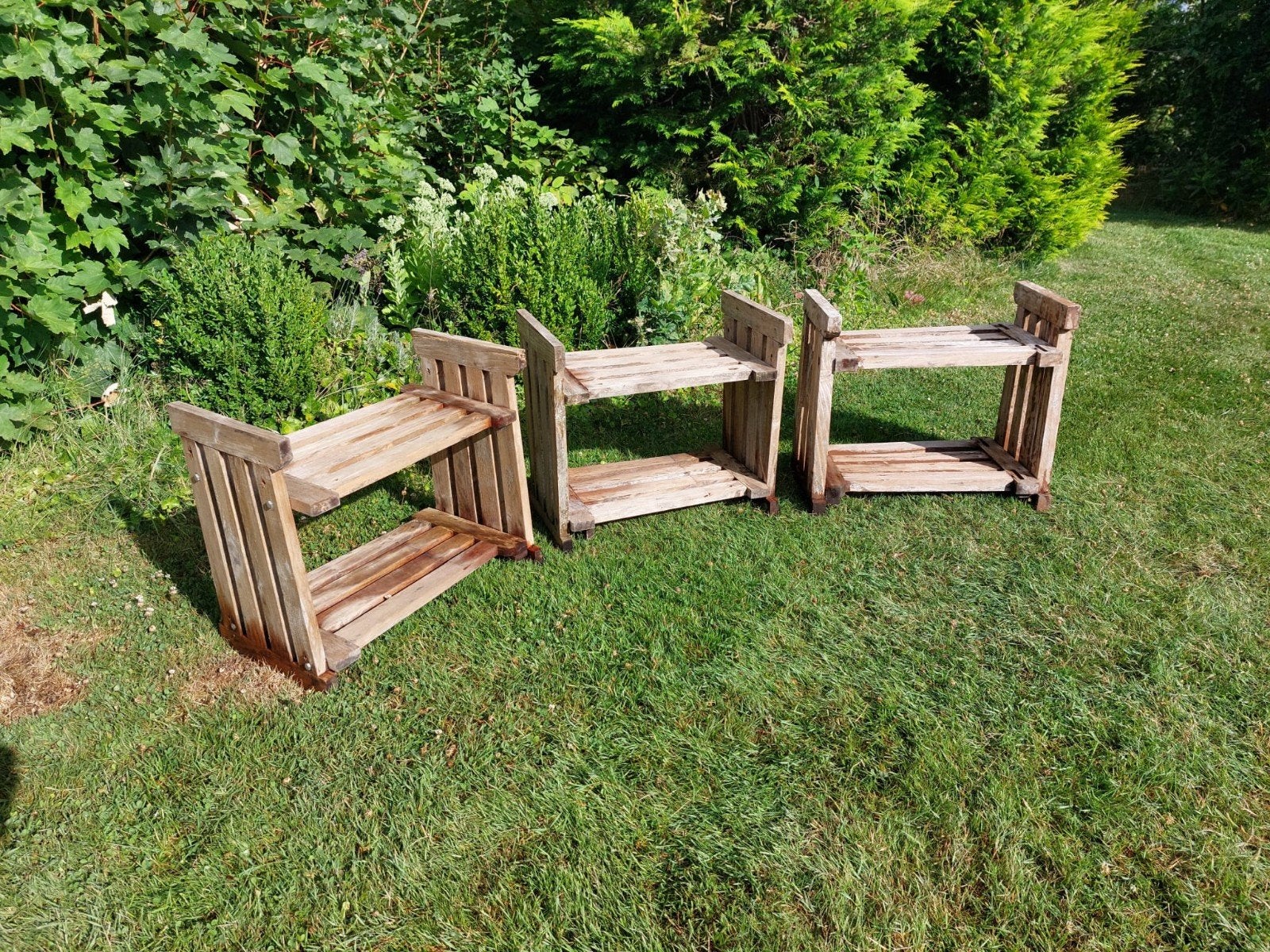 3 supports à plantes en teck, Enlèvement