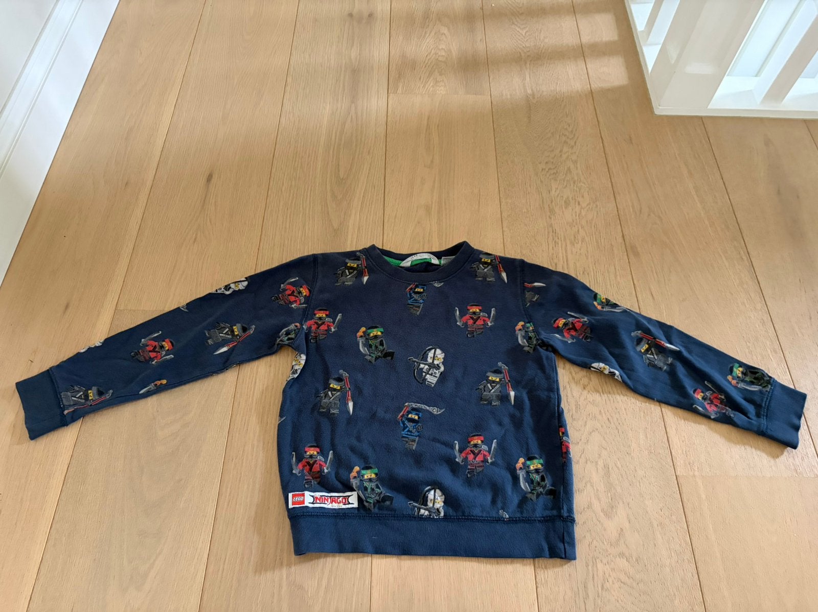 Trui H&M maat 122/128 Ninjago, Kinderen en Baby's, Ophalen of Verzenden, Jongen, Trui of Vest