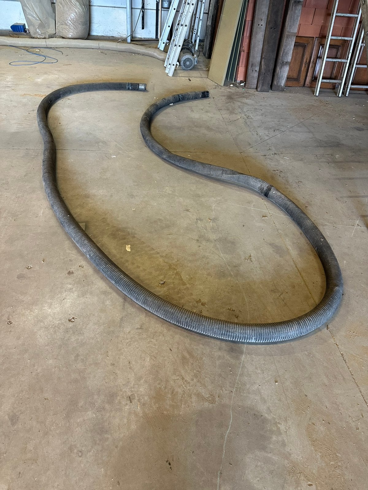 Flexibele plastiek afzuigslang houtbewerking.  Diam 80., Ophalen, Gebruikt, 6 meter of meer, 80 mm of meer