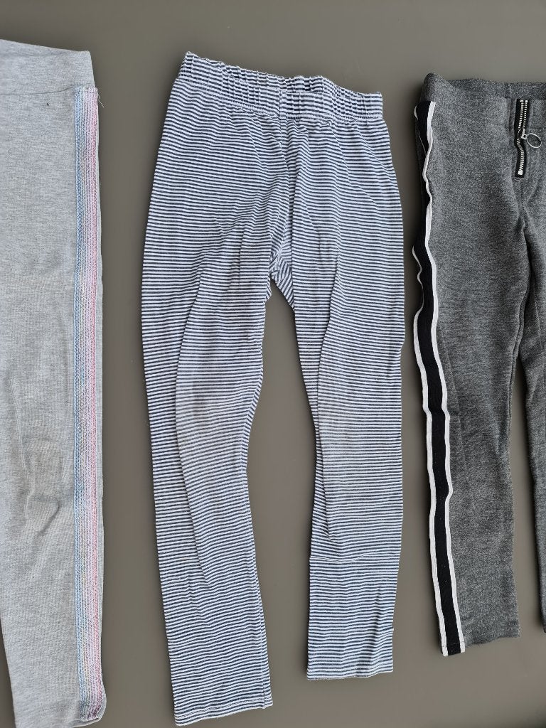 wit-zwart gestreepte broek, legging, 122, Kinderen en Baby's, Kinderkleding | Maat 122, Ophalen, Zo goed als nieuw, Broek