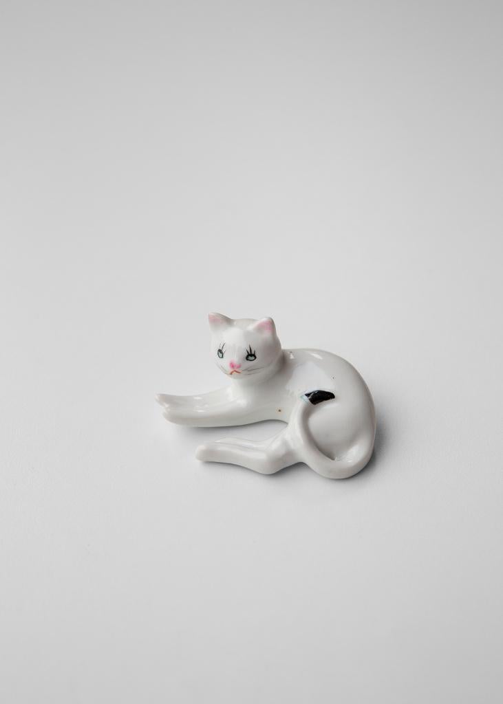 Figurine vintage peinte à la main « Chat couché », Enlèvement ou Envoi
