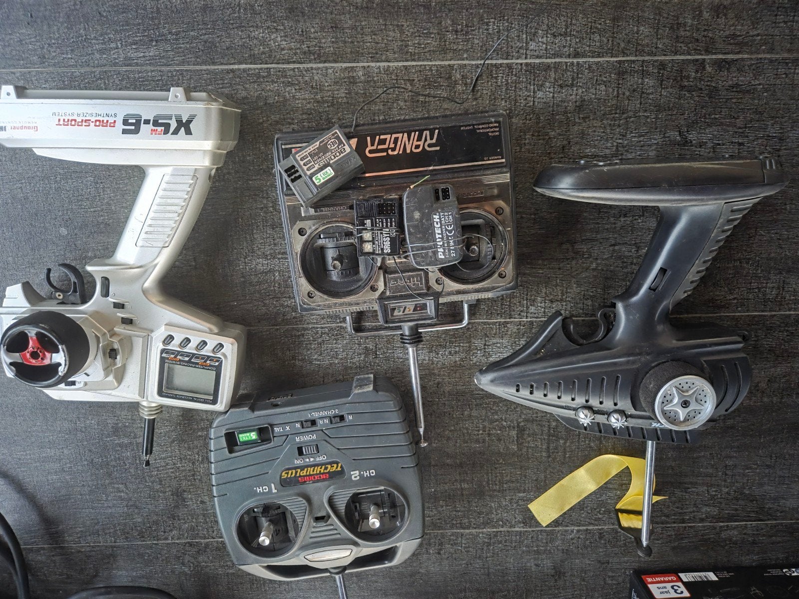lot oude zenders , losi xxx en losi bk, Hobby en Vrije tijd, Ophalen