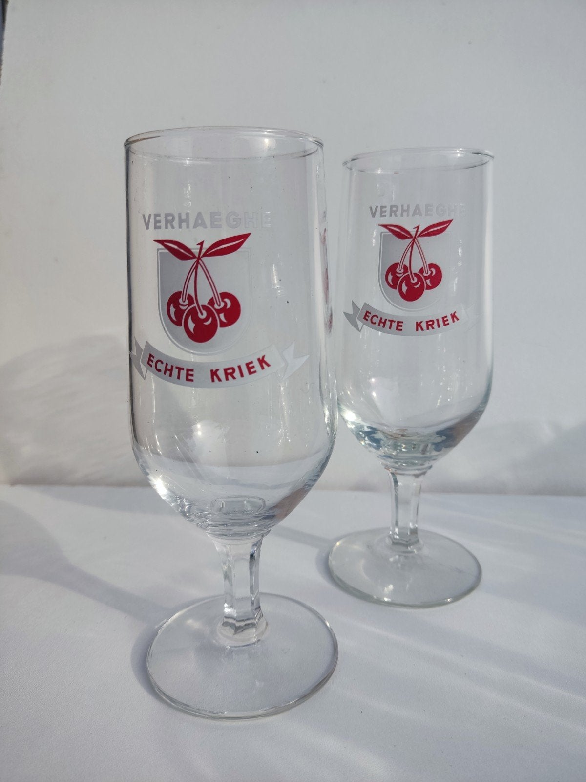 set van 2 oude kriek glazen Verhaeghe, Ophalen, Zo goed als nieuw, Glas of Glazen, Overige merken
