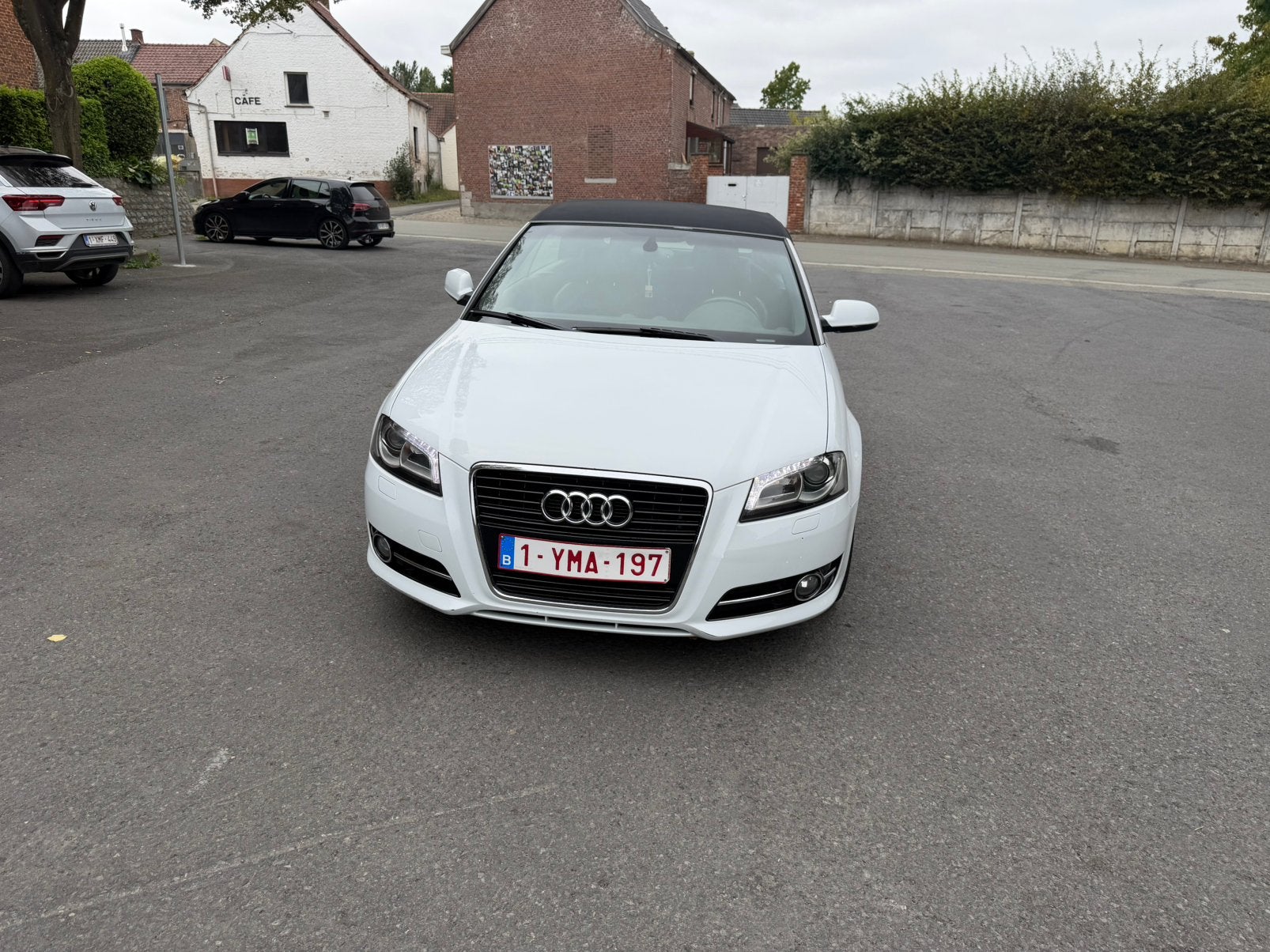Audi A3 Cabriolet S line 1.6 TDI – 2011 – 163 000 km, Voorwielaandrijving, Zwart, Cabriolet, Wit