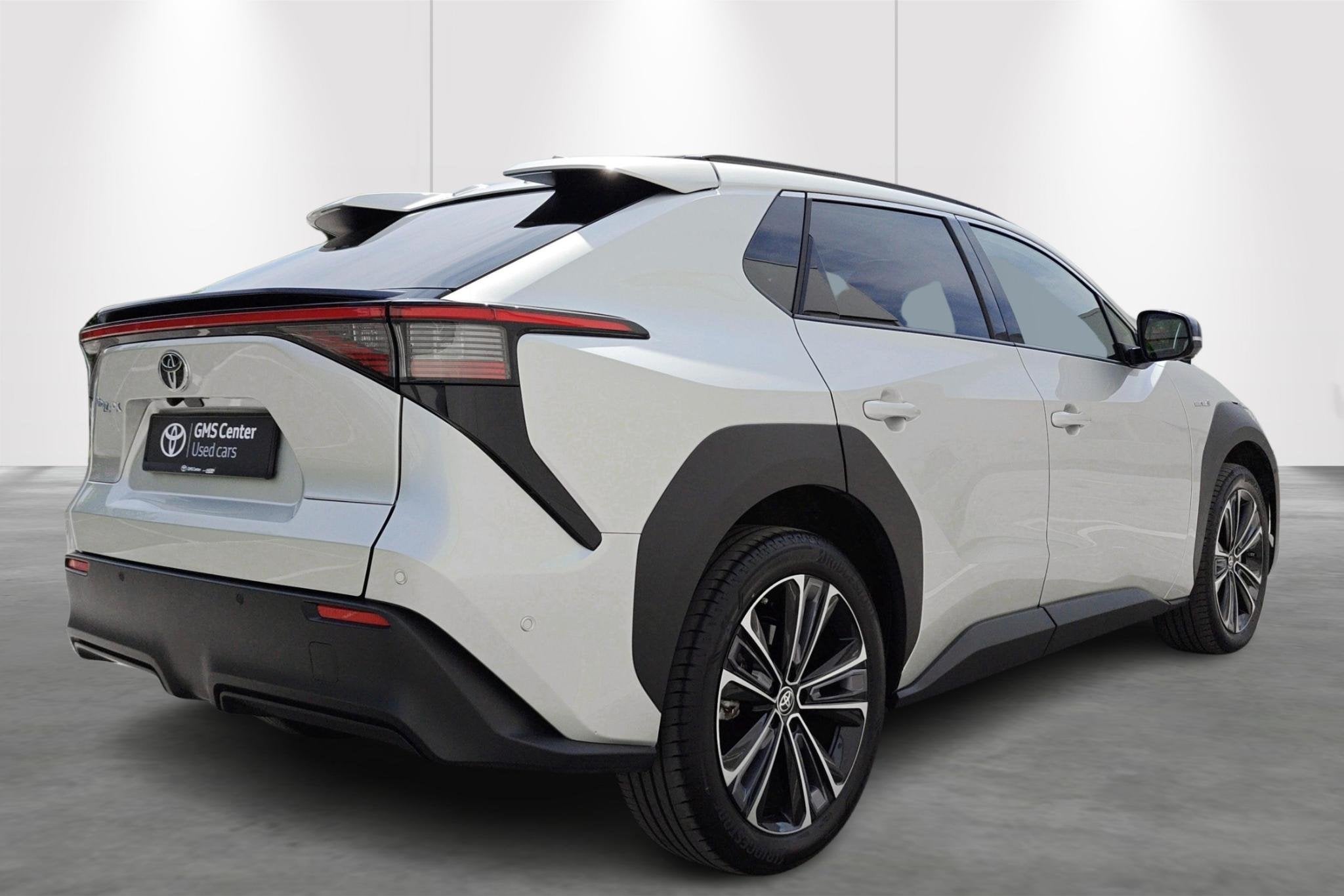 Toyota bZ4X Premium 71 kWh - 2 ans KARE incl, Argent ou Gris, Achat, Alarme, Noir