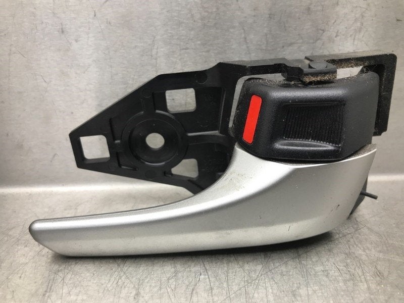 POIGNEE EXTERIEURE ARRIÈRE DROITE Toyota Prius Plus (ZVW4), Utilisé, Arrière, Toyota