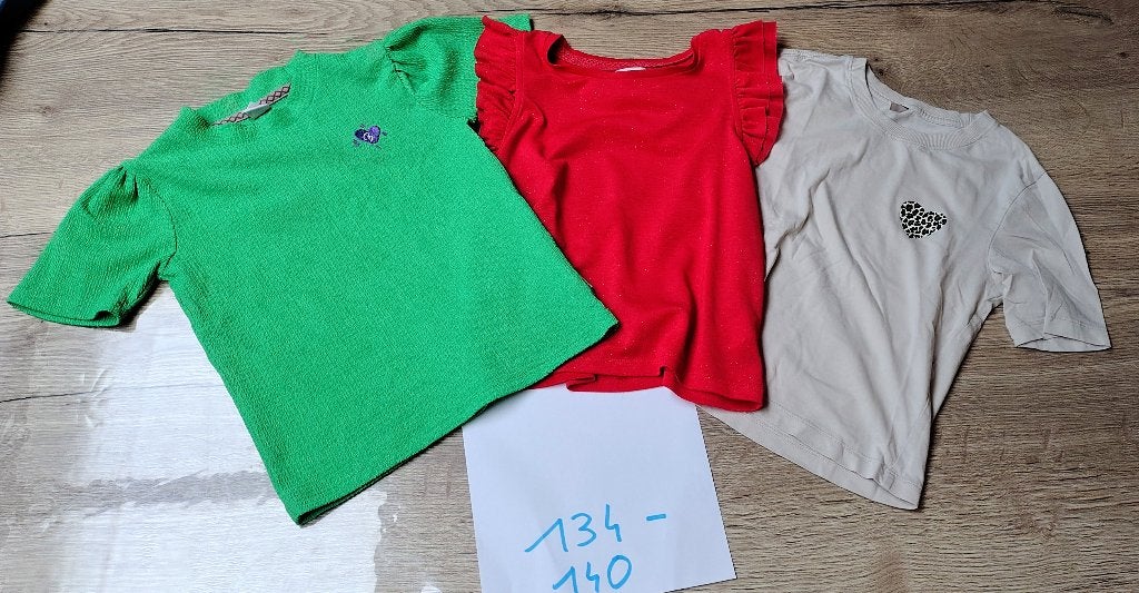 3 tshirts maat 134-140, Gebruikt, Meisje, Ophalen of Verzenden, B.Noise