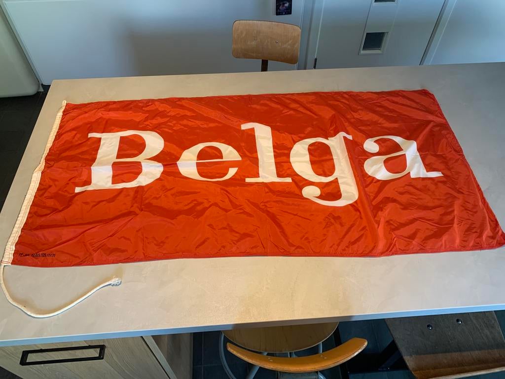 Vintage vlag Belga- collectors item 140 x 65 cm, Ophalen of Verzenden, Zo goed als nieuw