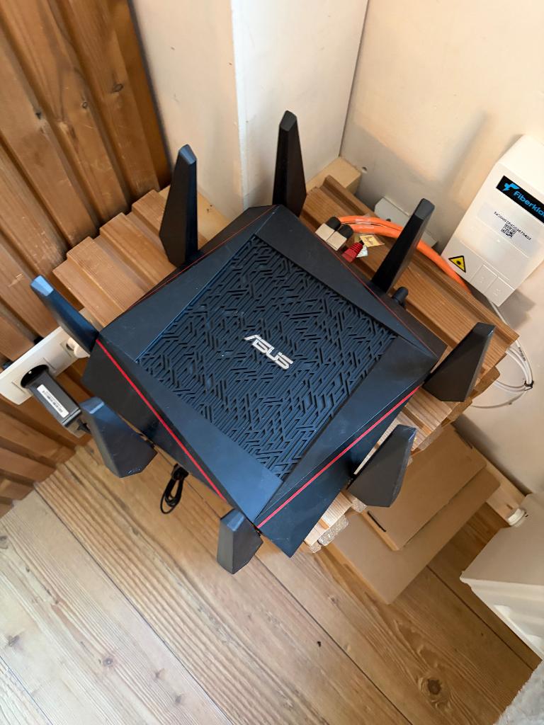Asus RT AC5300 Tri-Band WiFi Router 2 stuks, Enlèvement ou Envoi, Utilisé, Routeur, ASUS