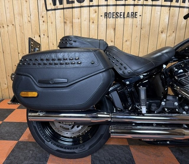 Harley-Davidson Cruiser Heritage Classic 114, Motoren, Harley-Davidson, Customerservices@harley‑davidson.com, 3700 West Juneau Avenue
WI 53208  Milwaukee, US