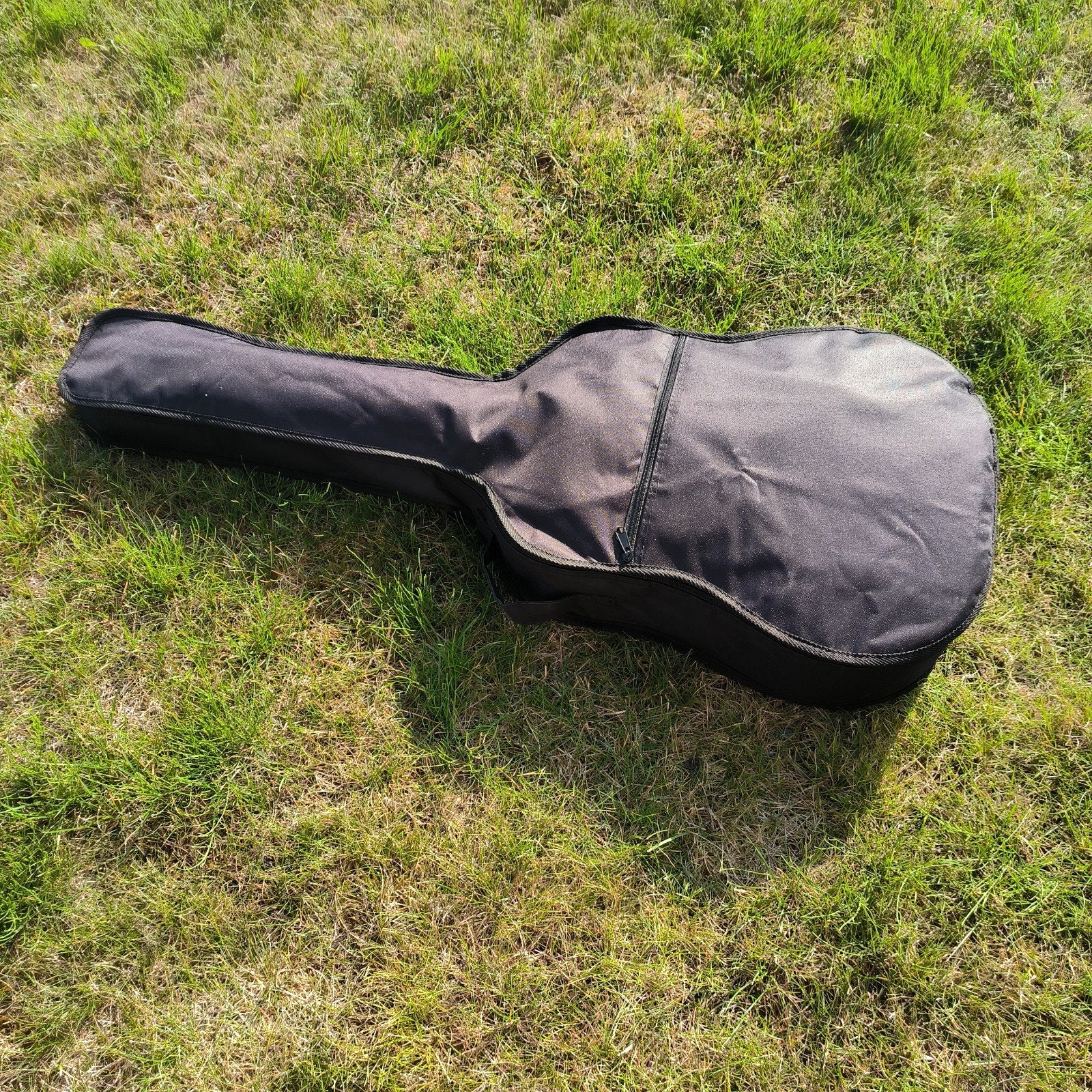 Gitaar niet gebruikt met zak en stemmer, Muziek en Instrumenten, Behuizingen en Koffers, Ophalen of Verzenden, Nieuw, Akoestische gitaar