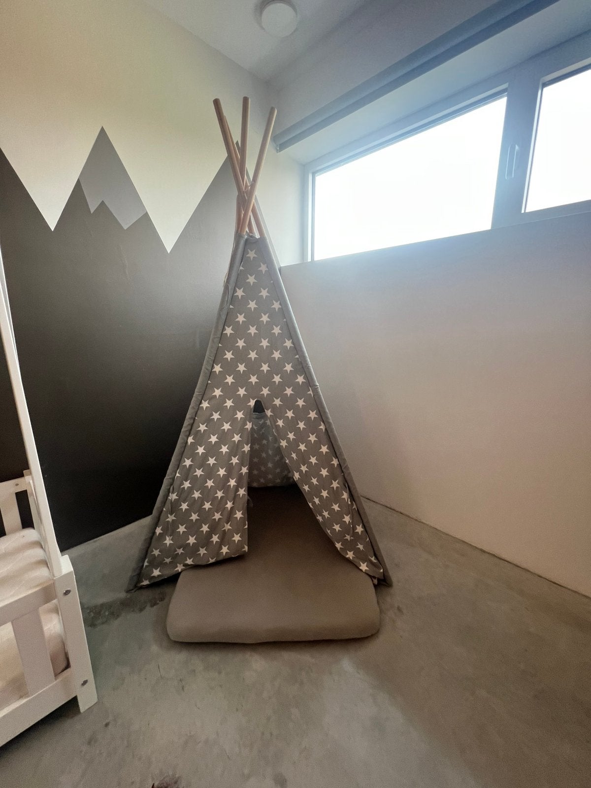 Tipi tent met matras, Enlèvement, Comme neuf