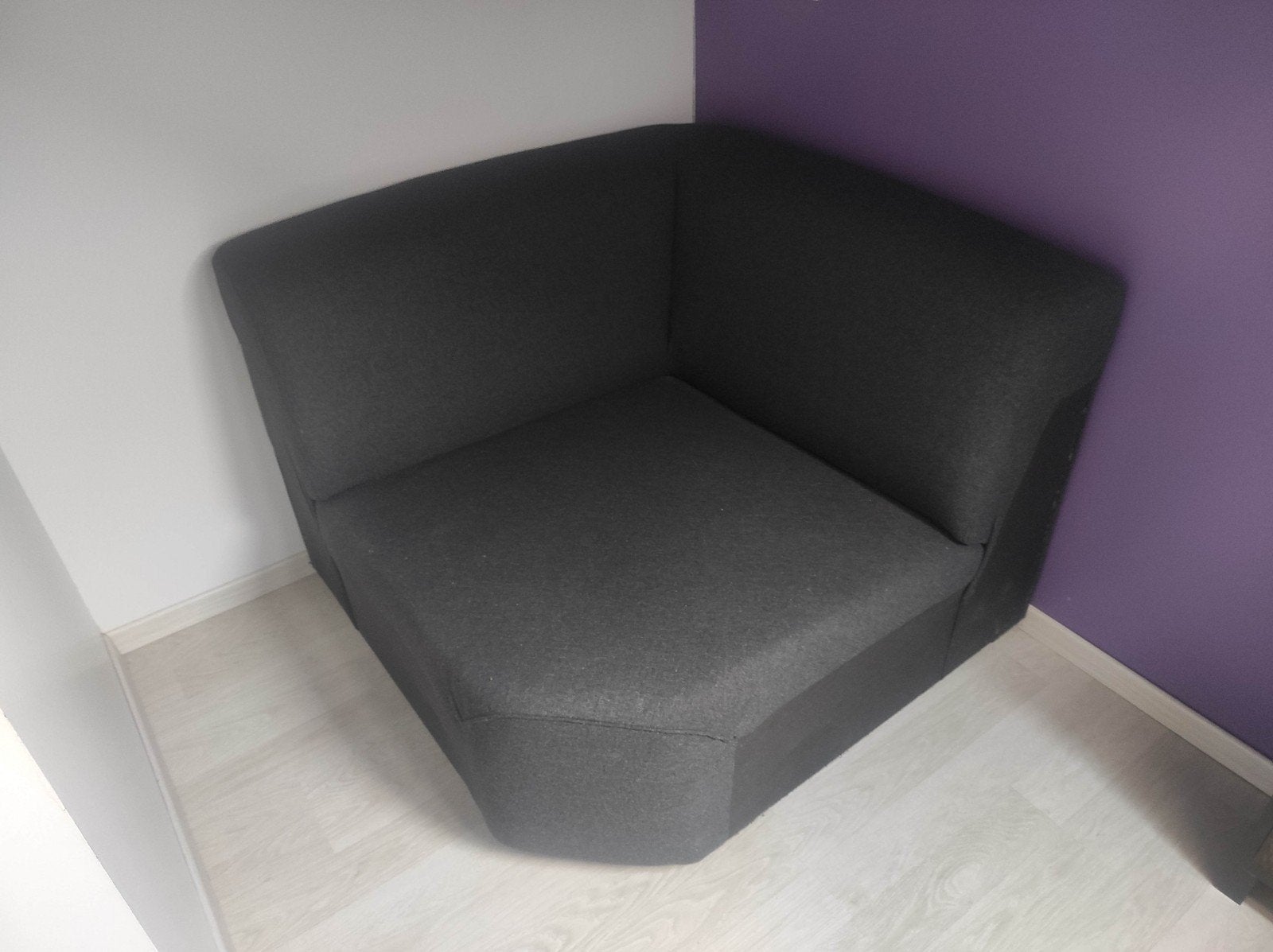 Mooie zwart hoekzeteltje, Ophalen, Zo goed als nieuw, 75 tot 100 cm, 75 tot 100 cm