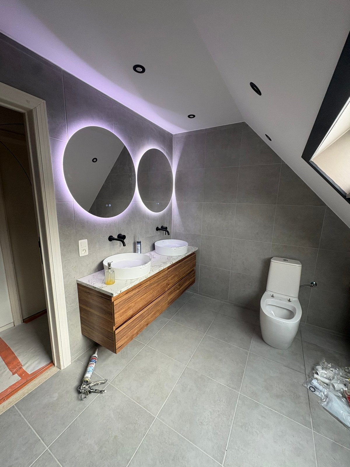 Travaux de batiment de A à Z 0467670547