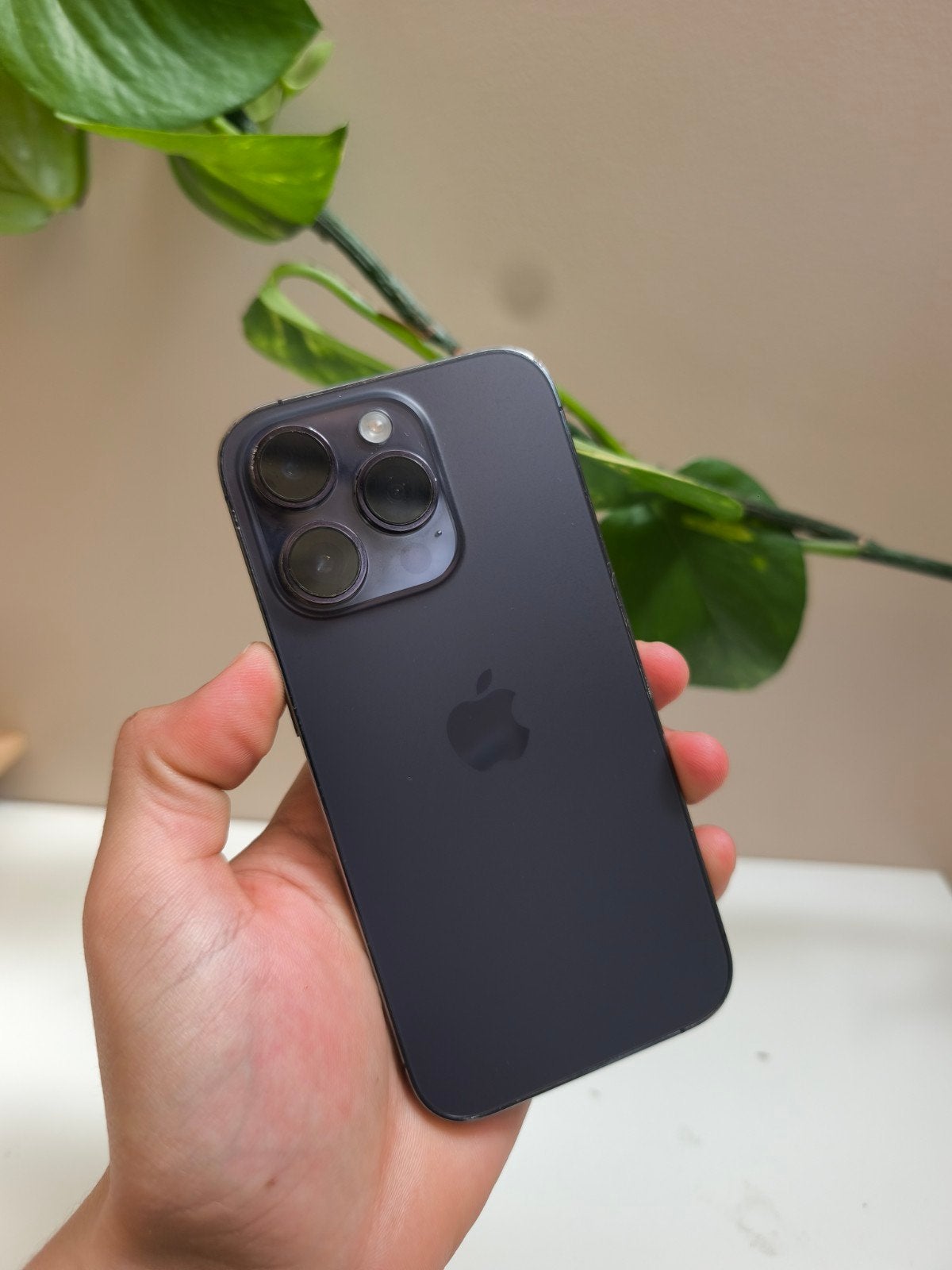 iPhone 14 pro 128 Go 92 % batterie tout est d'origine, Enlèvement ou Envoi, IPhone 14