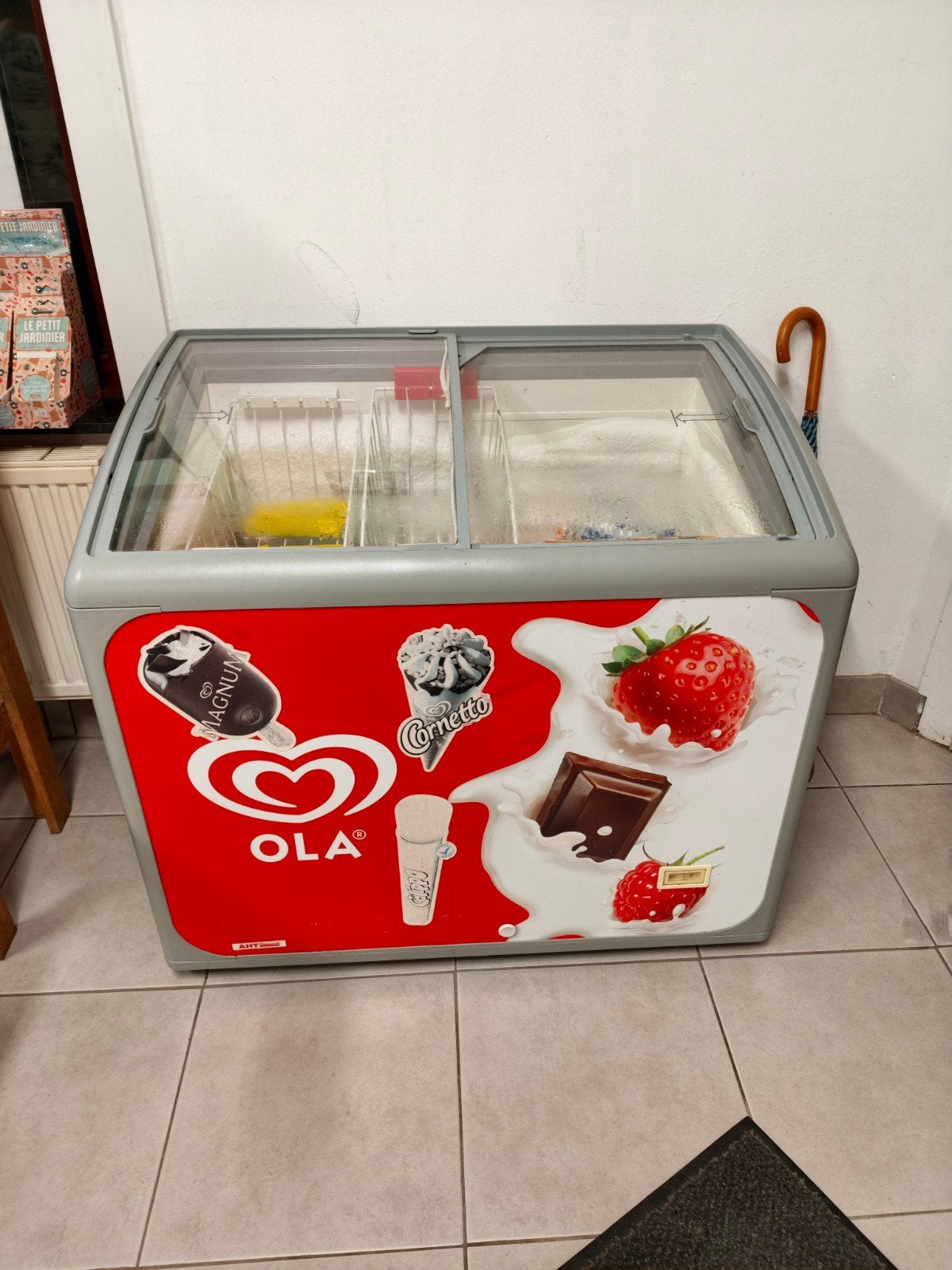 OLA-ijsvriezer — Professionele vitrine, Elektronische apparatuur, Gebruikt, Tussenbouw, 90 cm of meer, Ophalen