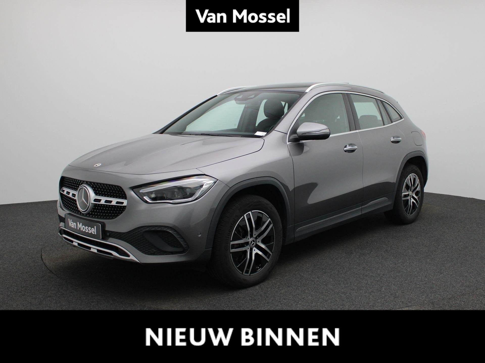 Mercedes-Benz GLA 250 e Business Line SFEERVERLICHTING | CAM, Auto's, Zwart, 4 cilinders, 16 kWh, Bedrijf
