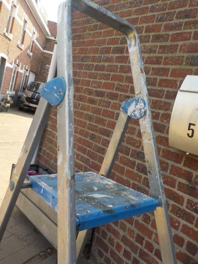 Trapladder, Ophalen