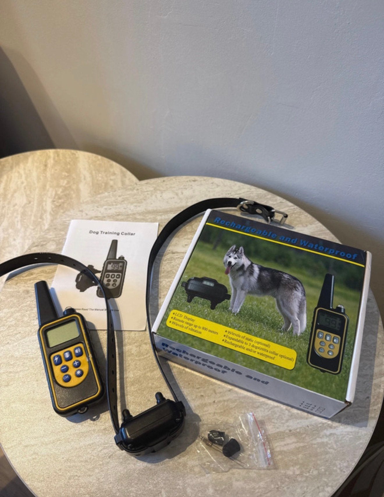 Waterproof and rechargeable dog E- trainingscollar, Dieren en Toebehoren, Ophalen of Verzenden, Zo goed als nieuw
