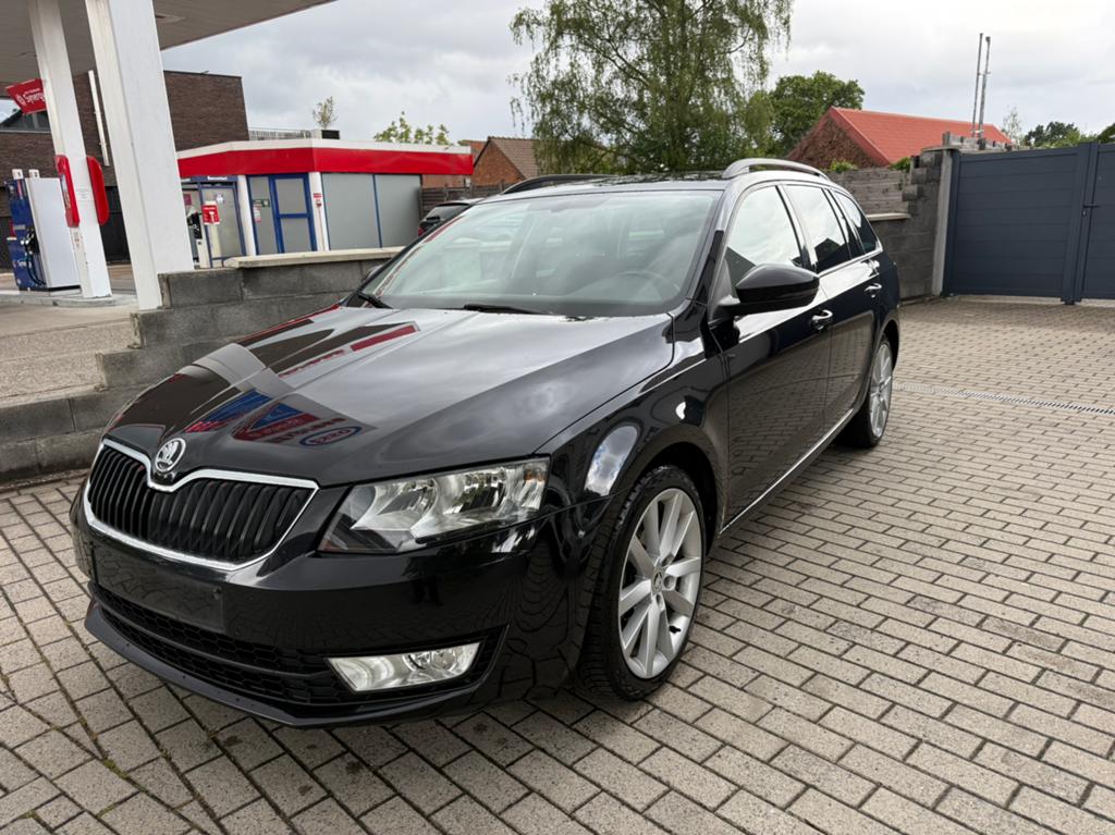 Octavia bj2017. Benzine Euro6b. 1 eigenaar, Autos, Skoda, Essai à domicile, Achat, Euro 6, Entreprise