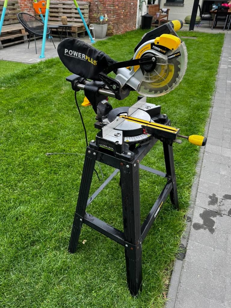 Powerplus afkortzaag, Ophalen, Gebruikt, 1200 watt of meer, Afkortzaag