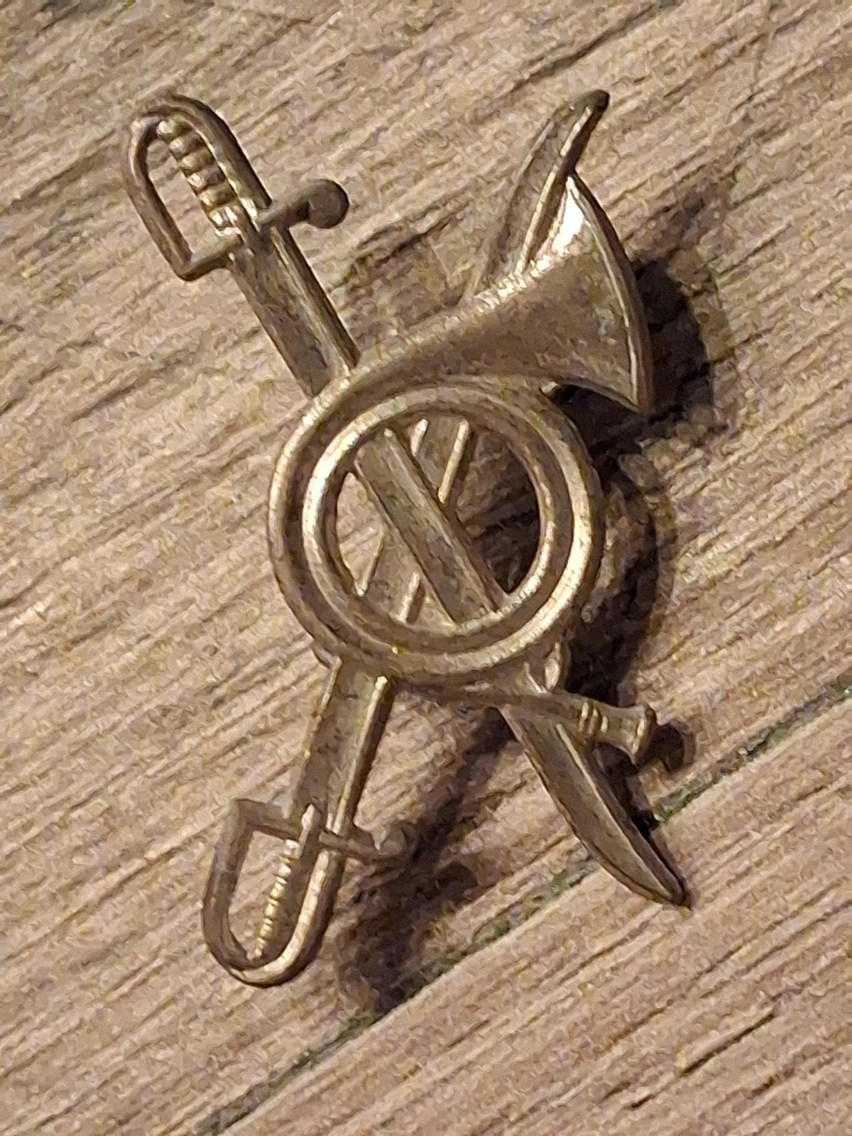 Badge de chasseurs belges à cheval, Envoi