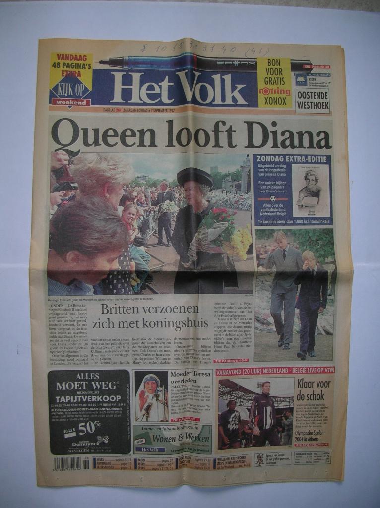 2 katernen - Dagblad HET VOLK 1997 Overlijden Prinses Diana, Verzamelen, Ophalen of Verzenden, Gebruikt, Overige typen