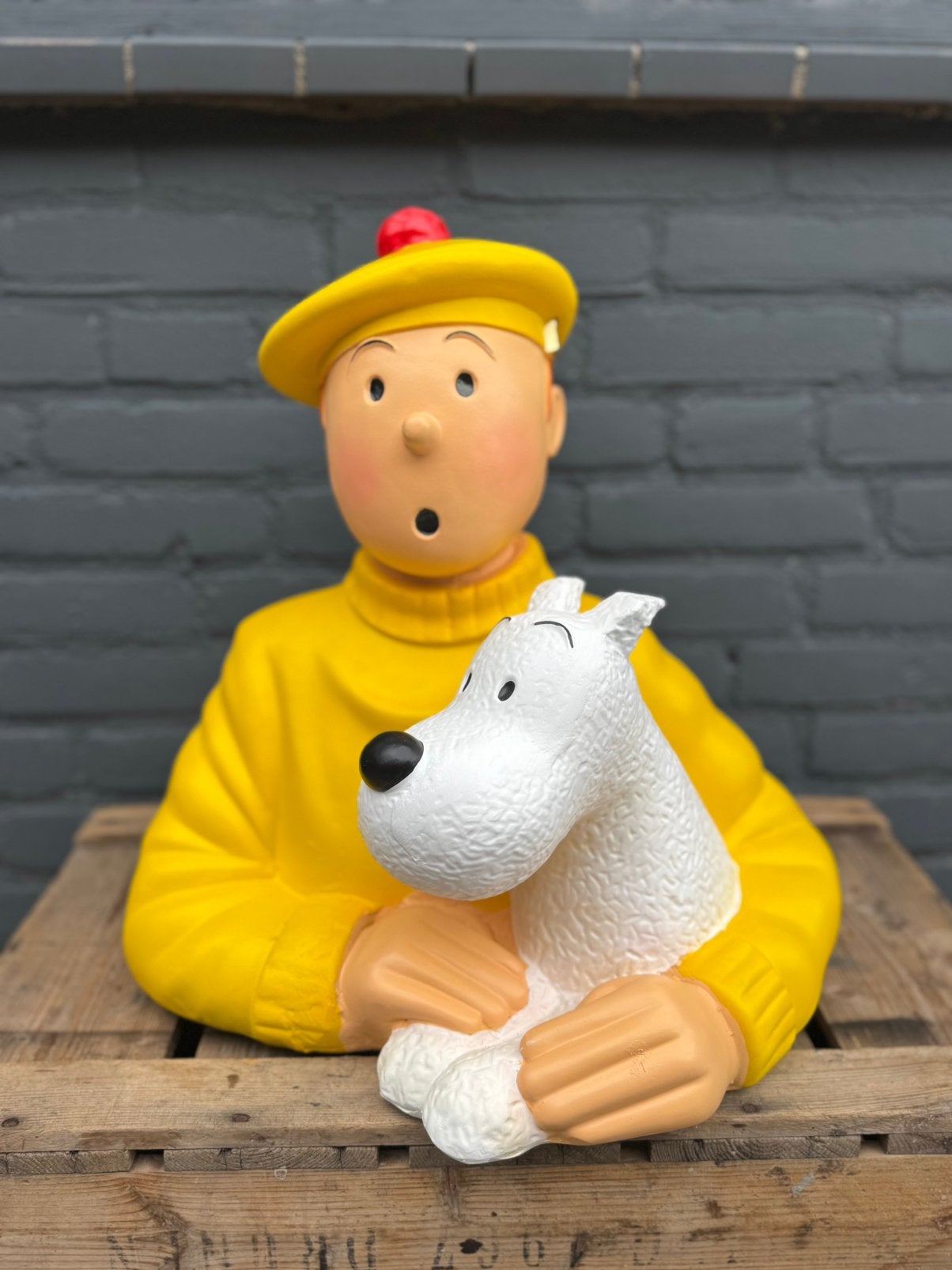 Statue de Tintin et Bobby, Collections, Statues & Figurines, Comme neuf, Humain, Enlèvement