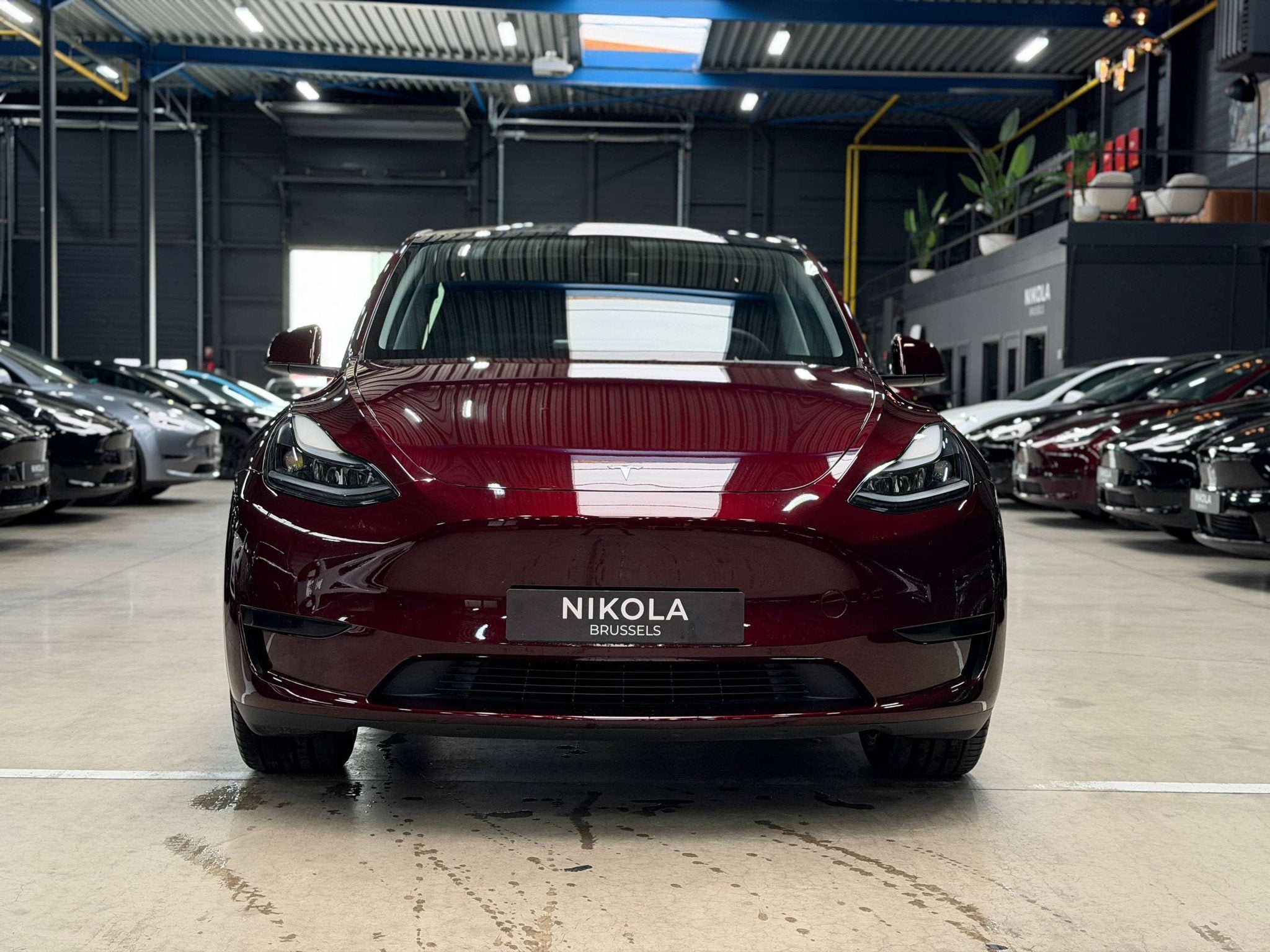 Tesla Model Y PREMIUM RWD - HARDWARE 4 - AUTOPILOT - 20 INCH, Autos, Rouge, 299 ch, Achat, Entreprise