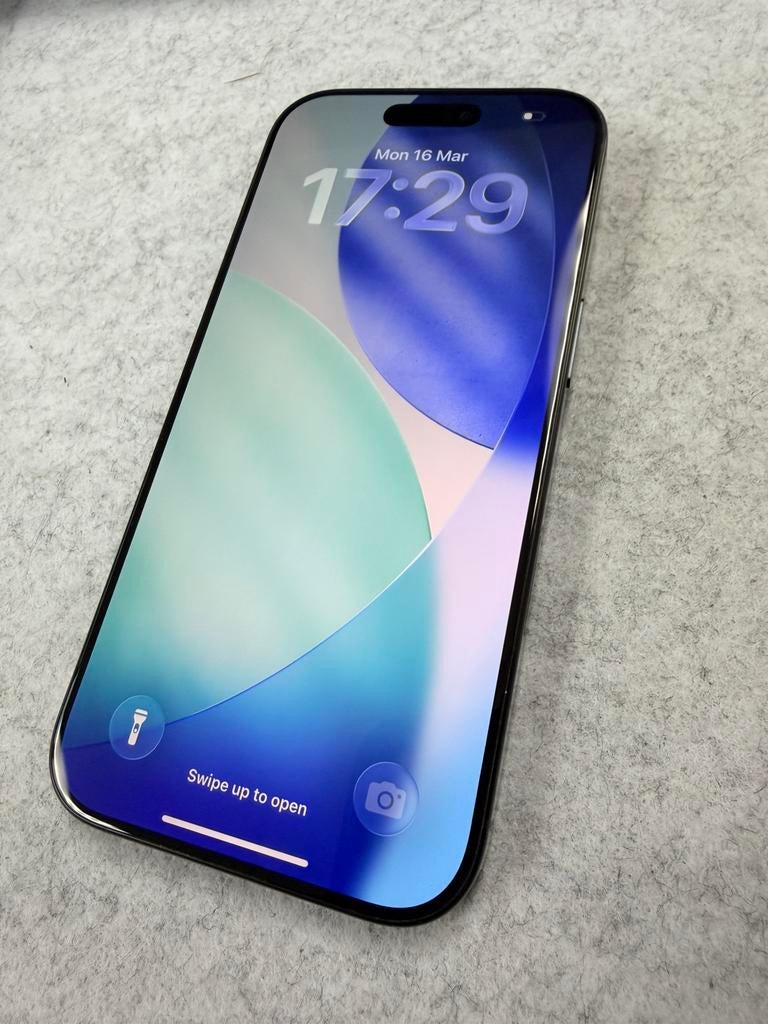 Apple iPhone 16 Pro 256 Go - 95 % de batterie, Enlèvement ou Envoi, Comme neuf, Sans abonnement, Sans simlock