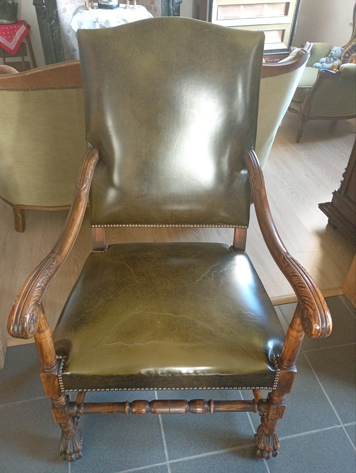 Sinterklaas stoel, Ophalen