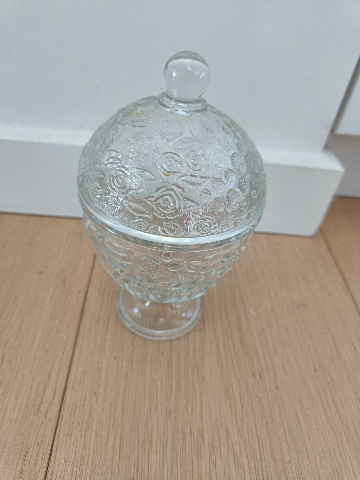 glazen snoeppot Avon, Ophalen