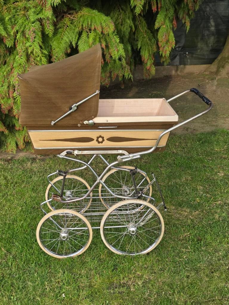 Landau ancien vintage, Enlèvement, Poussette