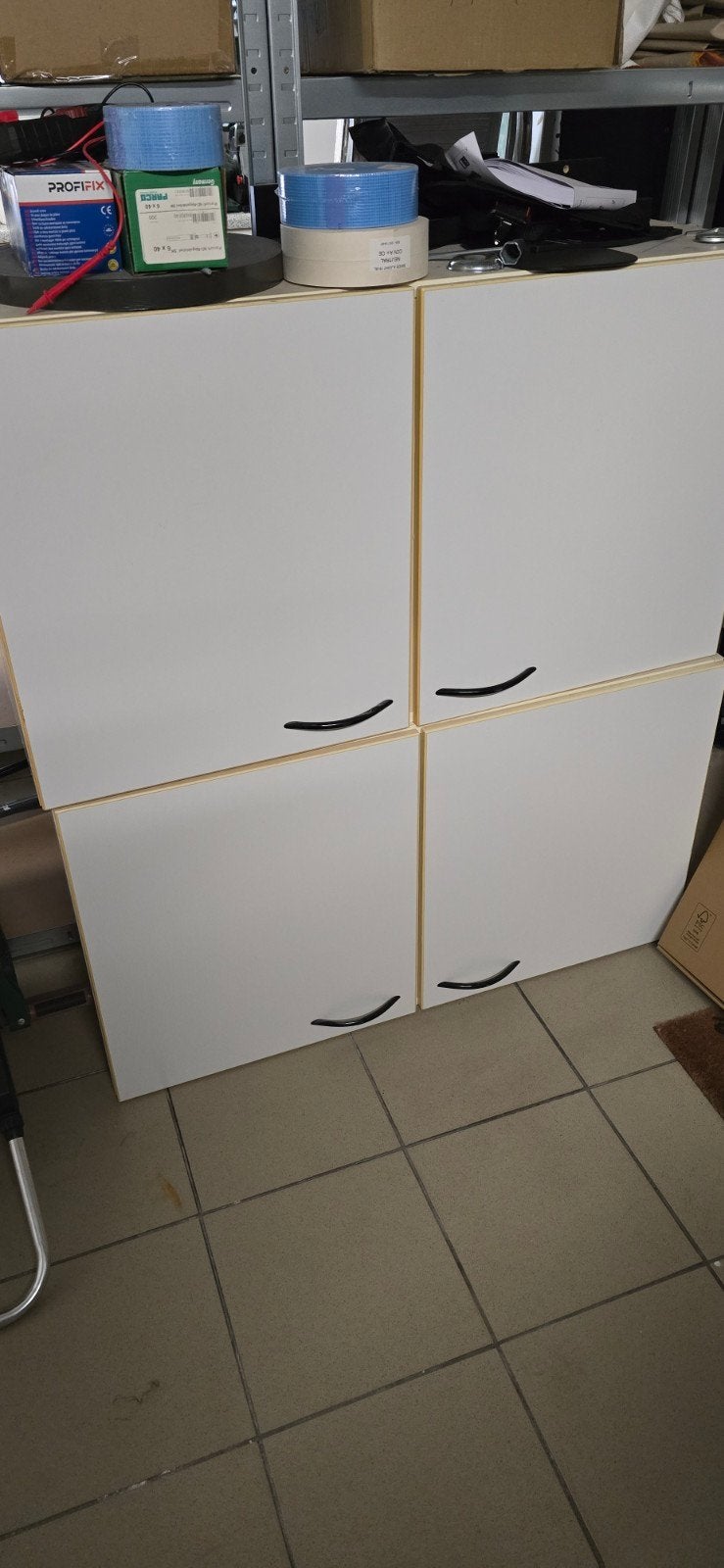 2 hangkasten - Gratis!, Huis en Inrichting, Ophalen, Gebruikt