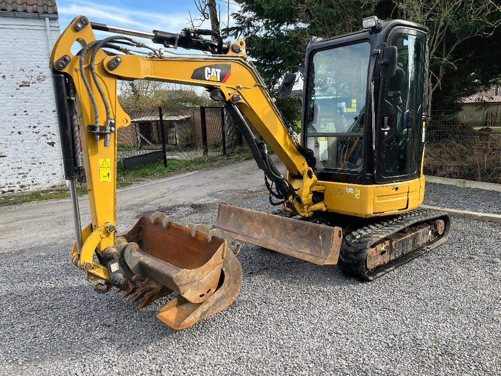 MINIPELLE CATERPILLAR  303E, Enlèvement, Grue
