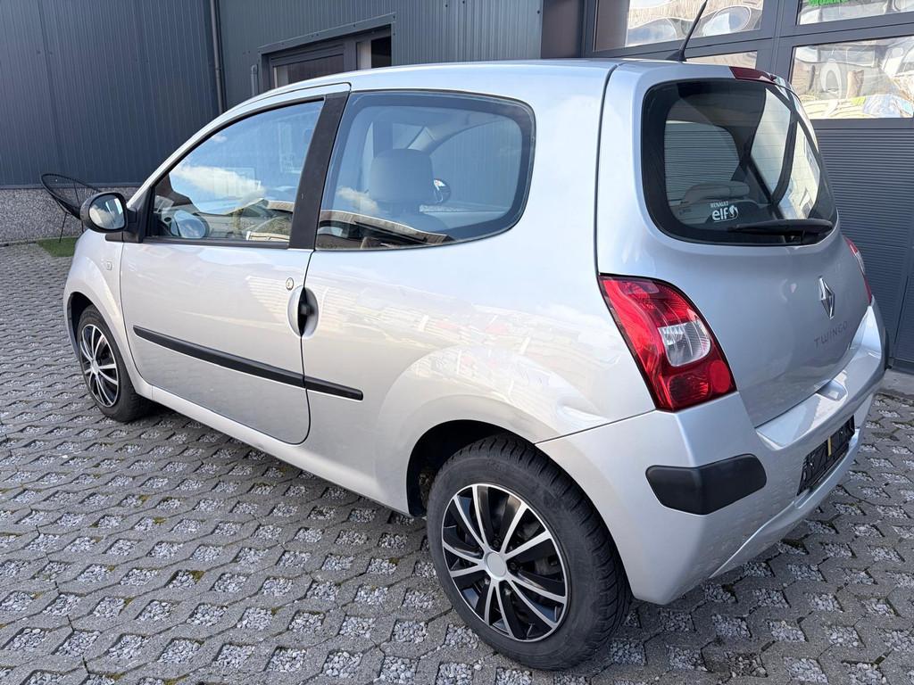 Renault Twingo Benzine - slechts 68000 km !, Auto's, Voorwielaandrijving, 4 zetels, 4 cilinders, Bedrijf