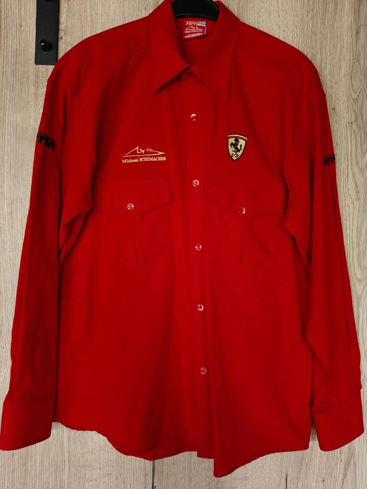 CHEMISE OFFICIELLE SCUDERIA FERRARI MICHAEL SCHUMACHER 1999, Ophalen of Verzenden, Nieuw, Rood