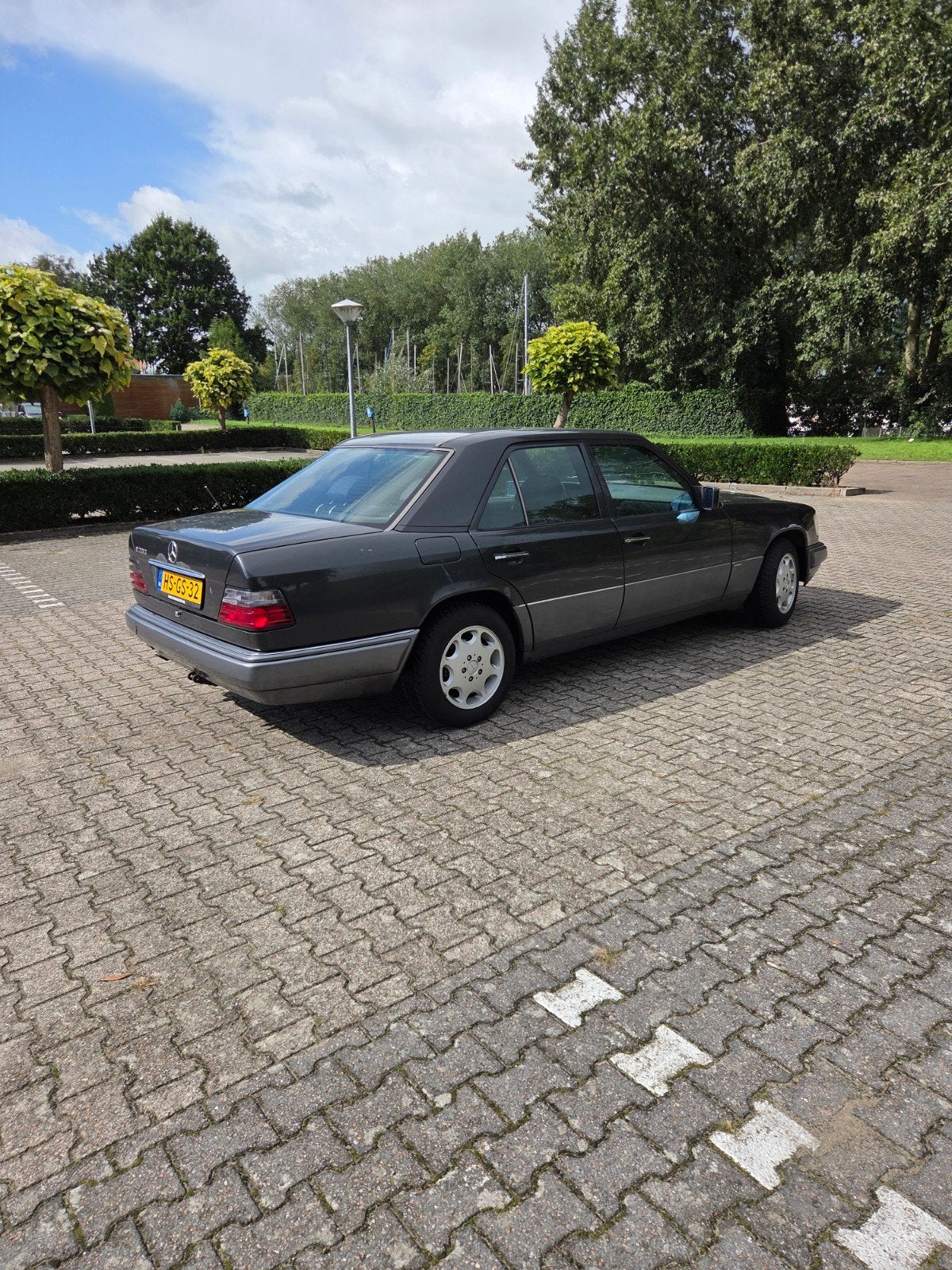 Mercedes E200 Elegance, foto 3