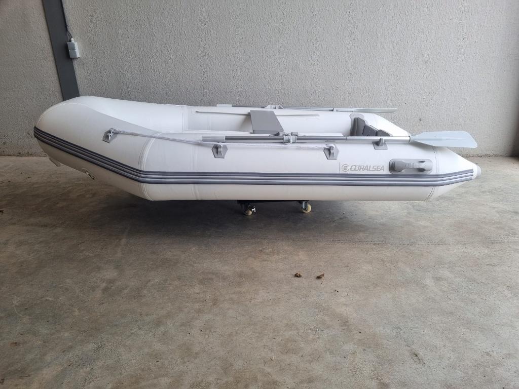 Nieuwe Coralsea (Zodiac) 290 incl Suzuki DF6 motor, Watersport en Boten, Rubberboten, Nieuw, Overige merken, Hout, Inclusief motor