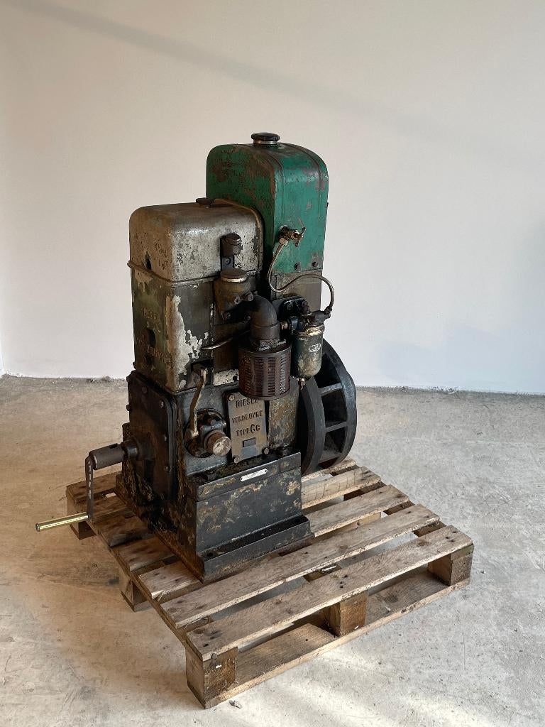 stationaire motor vendeuvre type 6c zeer zwaar, Ophalen, Gebruikt