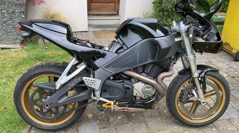 Buell XB12, Particulier