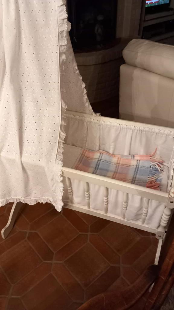 Baby wieg, Enlèvement